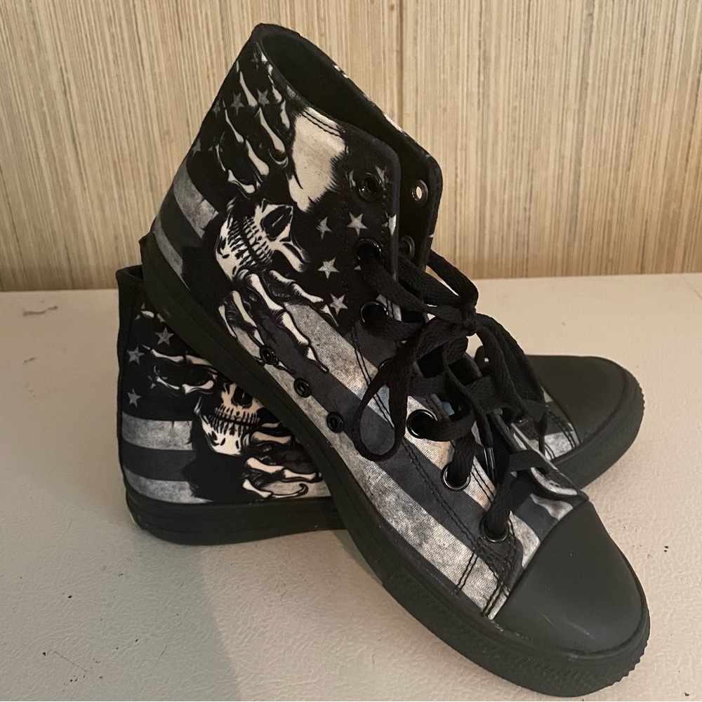RAAD shop skull & US flag high top sneakers 8 men’s 9.5 women’s black gray white
